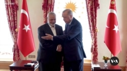 Seeking mediator role, Turkey courts Hamas