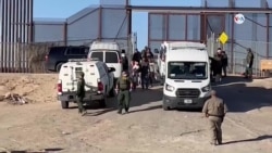 Patrulla fronteriza recoge a grupo de migrantes en puerta 40 del muro
