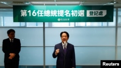 台灣副總統賴清德2023年3月15日完成民進黨內總統初選登記後見媒體。（路透社）