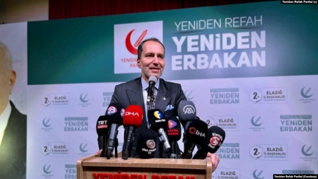 Yeniden Refah Partisi Genel Başkanı Fatih Erbakan AK Parti ile işbirliği görüşmelerinden sonuç alınamazsa, Ankara, İstanbul ve İzmir'de partisinin büyükşehir belediye başkan adaylarının seçime gireceğini açıklamıştı.