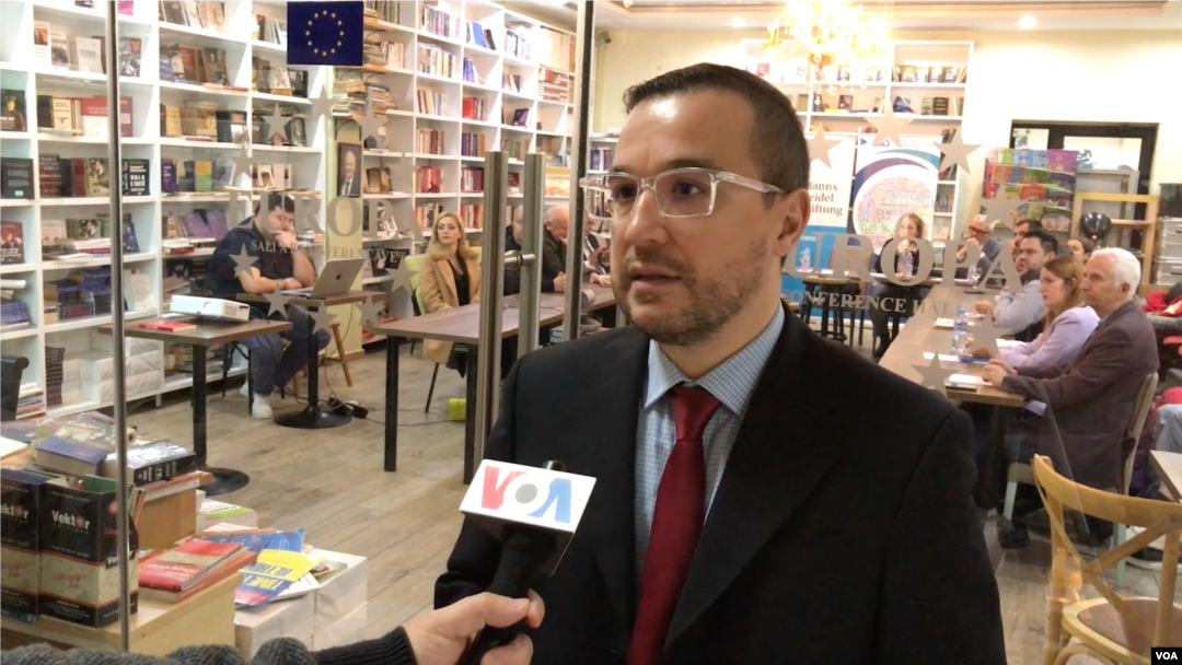 Andi Balla, autori i studimit për emigrimin
