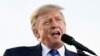 ARCHIVO: El expresidente de EEUU, Donald Trump, habla durante un mitin para impulsar a los candidatos republicanos de Ohio antes de las elecciones primarias del 3 de mayo, en el condado de Delaware, Ohio, EEUU, el 23 de abril de 2022. REUTERS/Gaelen Morse//Foto de archivo