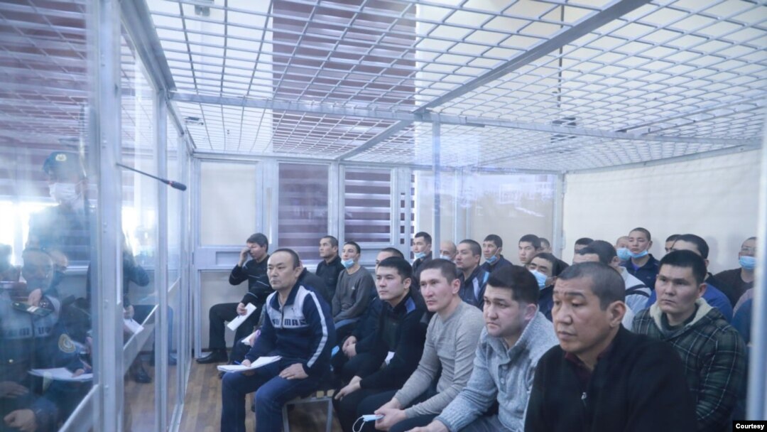 Ayblanuvchilarning birortasi xavfsizlik organlarining vakillari emas. AQSh iyul voqealarida safarbar etilgan tizimlarning rahbarlari va xodimlari ham javobgarlikka tutilsin, deya undab kelmoqda. 