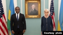 Ministiri wungirije w’ububanyi n’amahanga wa Leta zunze ubumwe z'Amerika Wendy Sherman yakiriye ministiri Vincent Biruta w'u Rwanda ushinzwe ububanyi n'amahanga.