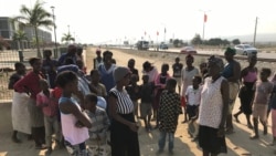 Assaltos a camiões com arroz levam à estrada famílias afectadas pela fome em Benguela - 2:28