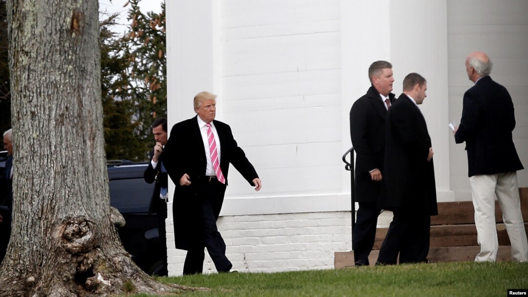 U.S. President-elect Donald Trump walks to the Lamington Presbyterian Church to attend Sunday services in Bedminster, New Jersey, Nov. 20, 2016. 