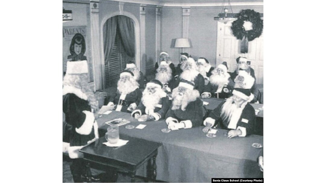 Charlie Howard addresses the Santa Class of 1948. This was also his first year in the Macy’s Parade.