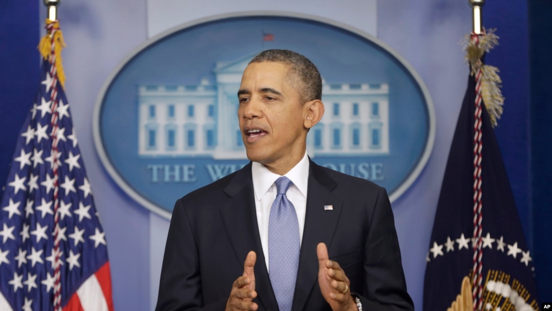 Başkan Obama Beyaz Saray'da açıklama yaparken