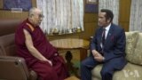 སྦ་ཚི་ཝ་ནའི་སྲིད་འཛིན་ཟུར་པས་༧གོང་ས་མཆོག་དང་མཇལ་མོལ་གནང་བ།