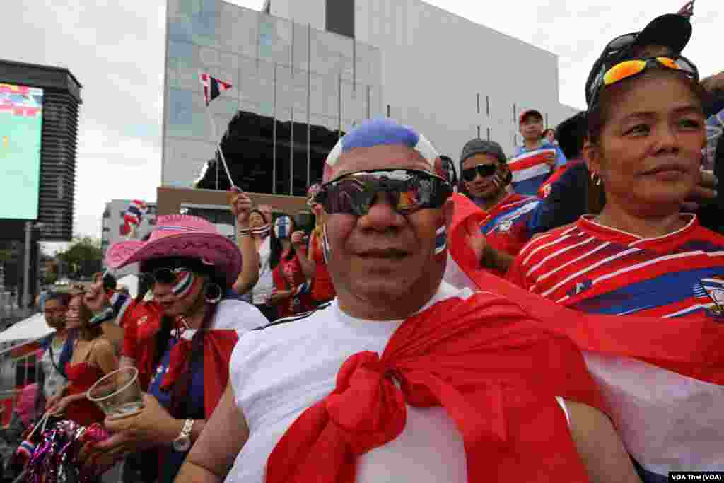 สีสันกองเชียร์ไทยในวันแห่งชัยชนะ