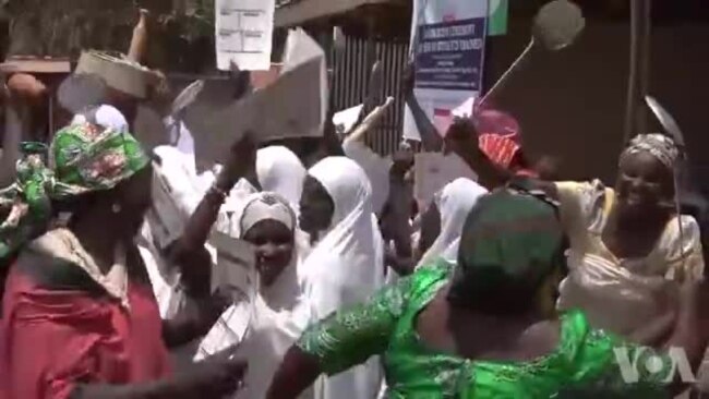 BIDIYO: A Sansanin 'Yan Gudun Hijira Mata Sun Yi Bikin Ranar Mata Ta Duniya