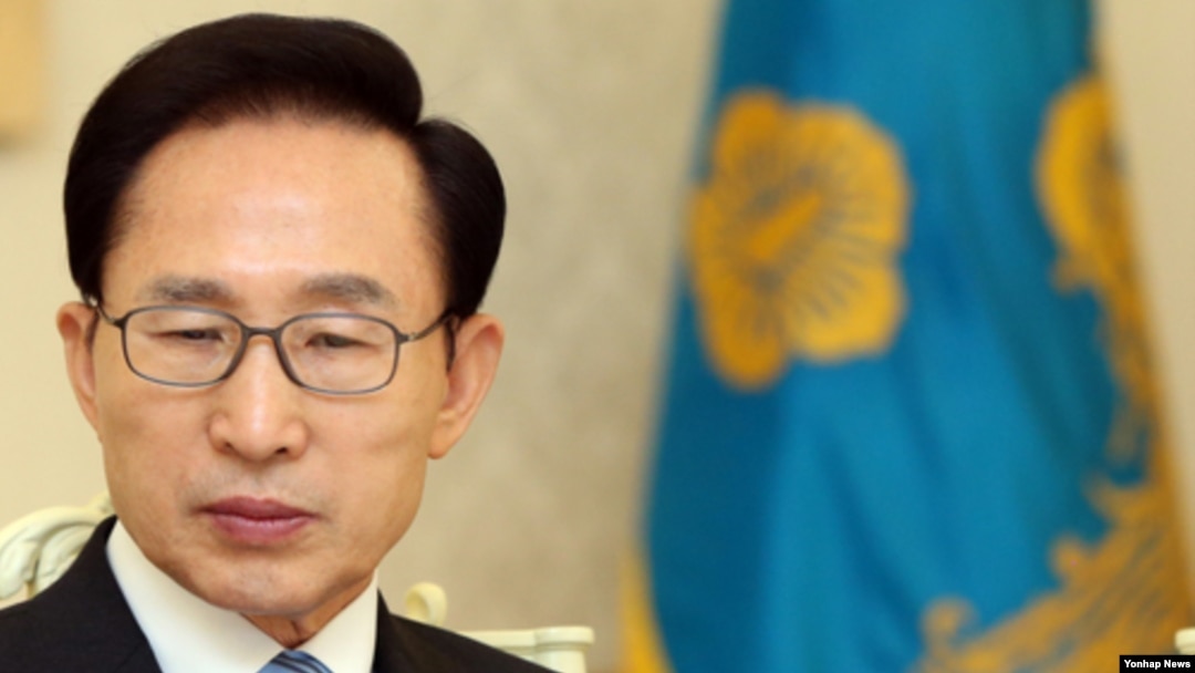 28일 청와대에서 열린 미래기획위원회 오찬에서 이명박 대통령. (자료사진)