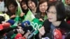 台灣民進黨主席暨總統參選人蔡英文在芝加哥接受媒體訪問。（視頻截圖）