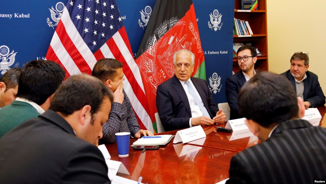 U.S. special envoy for peace in Afghanistan, Zalmay Khalilzad, center, speaks during a roundtable discussion with Afghan media at the U.S Embassy in Kabul, Afghanistan Jan. 28, 2019. 