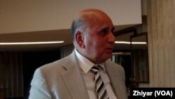 دکتۆر فوئاد حوسەین