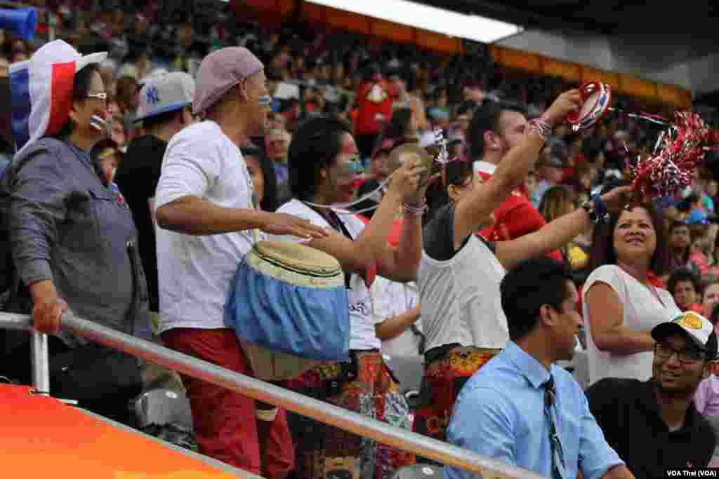สีสันกองเชียร์ไทยในวันแห่งชัยชนะ