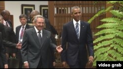 美国总统奥巴马会见古巴主席劳尔·卡斯特罗（2016年3月21日）