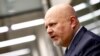 ARCHIVO - El fiscal jefe de la Corte Penal Internacional Karim Khan habla durante una entrevista con Reuters en La Haya, Países Bajos, el 12 de febrero de 2024.