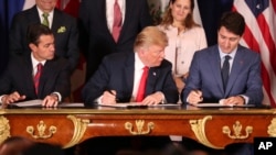 美國總統特朗普、墨西哥總統涅托和加拿大總理特魯多在20國峰會的第一天在布宜諾斯艾利斯簽署了三國新的貿易協定，取代原先的北美自由貿易協議。