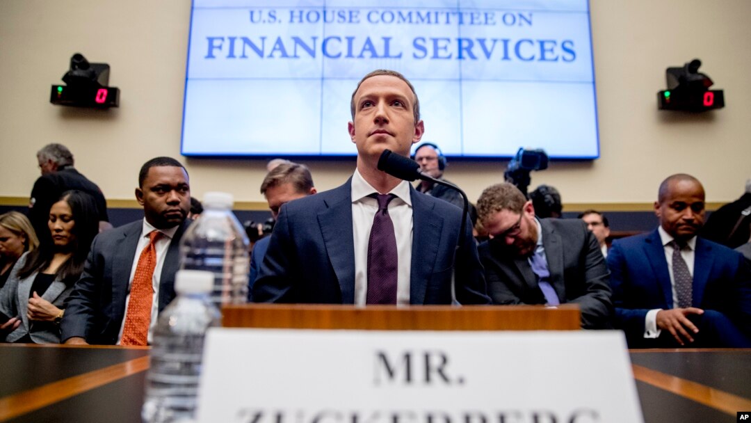 Mark Zuckerberg, quien fue interrogado por varias horas por congresistas, defendió el ambicioso proyecto global de la empresa de crear una moneda digital.