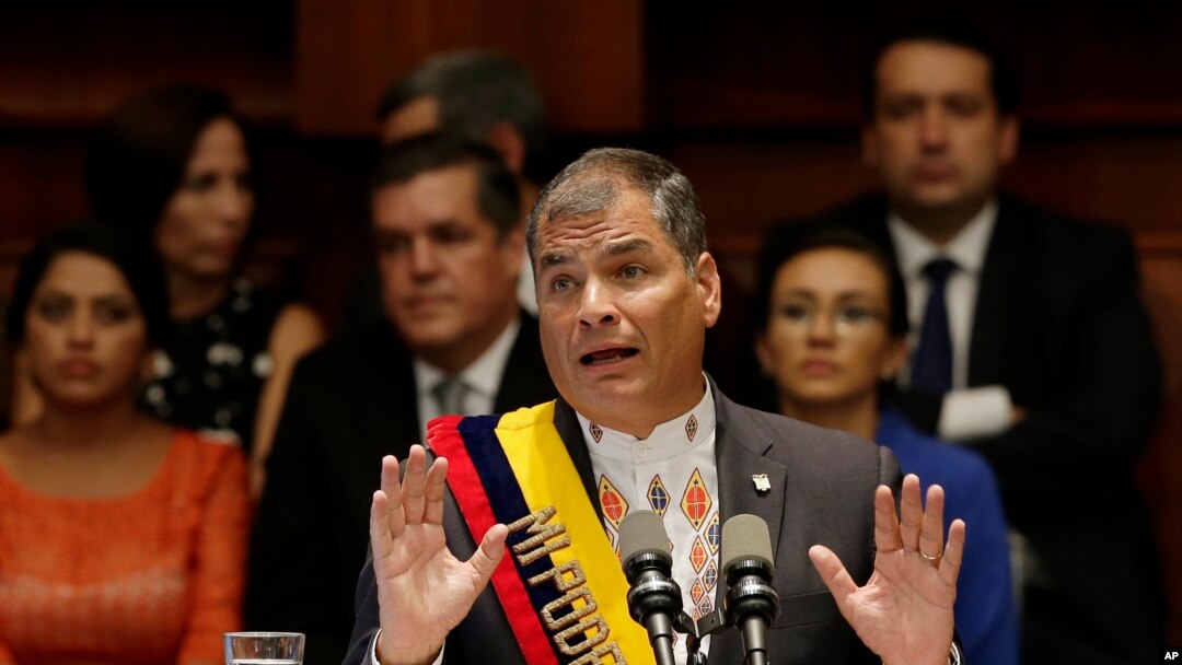 Rafael Correa dijo que en lo político, "el país debe descansar de mí y, sinceramente, yo también debo descansar un poquito del país al referirse a su último año de gobierno.