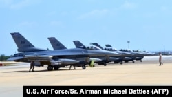 F-16戰機抵達因吉爾利克空軍基地