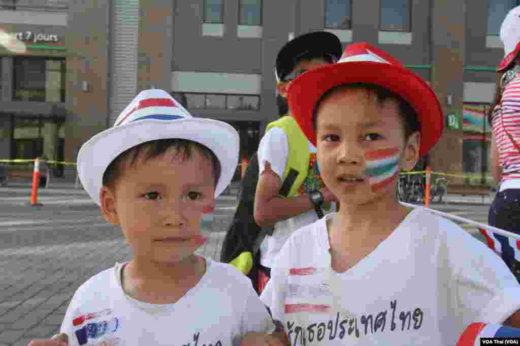 สีสันกองเชียร์ไทยในวันแห่งชัยชนะ