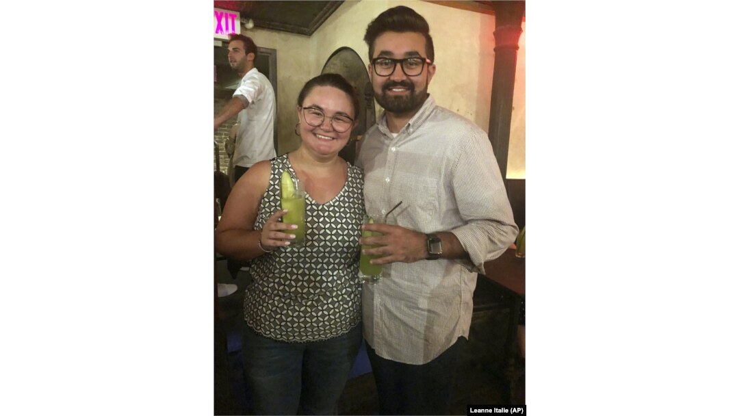 Cat Tjan, 27, and Ammar Farooqi, 26, drink mocktails.