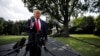 Trump asegura que considera bloqueo o aislamiento de Venezuela