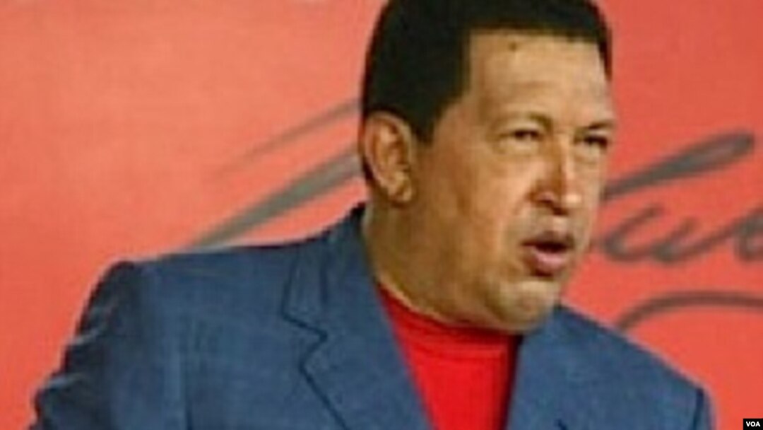Chávez amenaza a la banca de su país.