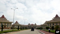 နေပြည်တော်အဆောက်အအုံ 