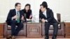 마크 리퍼트 주한 미 대사와 서병수 부산시장이 27일 오전 부산시청에서 남북문제 등에 관해 환담하고 있다.