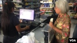 Seis de cada 10 empresas en Maracaibo pagan bonificaciones en dólares a sus trabajadores que no renuncien ni migren, reporta la Cámara de Comercio.
