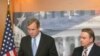 美國國會及行政當局中國委員會主席默克利聯邦參議員(Jeff Merkley)以及(右)史密斯聯邦眾議員(Chris Smith)。