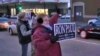 As Caucus Nears, Republican Candidates Woo Iowa Voters