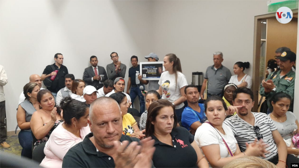 La comisión dijo en un mensaje a través de su cuenta de Twitter que los venezolanos “buscan comida, escuela, atención médica, protección”. (Foto: Hugo Echeverry)