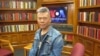 2012年11月9日，中国左派学者司马南在美国之音接受采访(美国之音王南拍摄) 