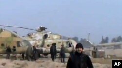 錄影片段顯示反對派出沒在大馬士革附近一個空軍基地