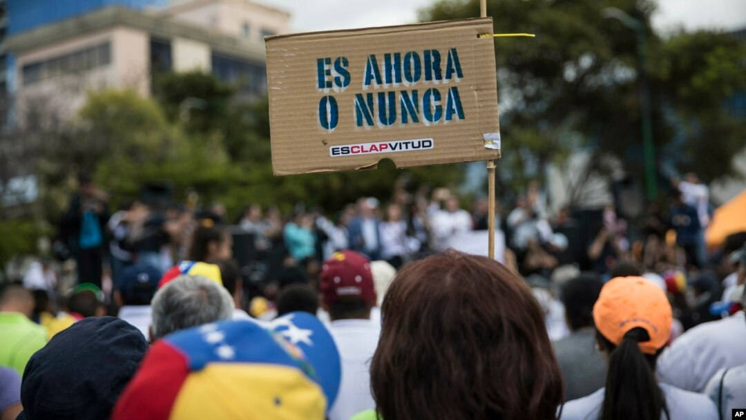 El Departamento de Estado de EE.UU. informó el martes 29 de enero de 2019 que empodera al presidente encargado de Venezuela para que maneje recursos financieros un día después de las sanciones impuestas a la estatal petrolera PDVSA.