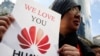 Lisa Duan, wata 'yar Chin tana nuna goyon bayan Huawei