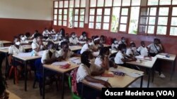 Sala de aulas em São Tomé e Príncipe