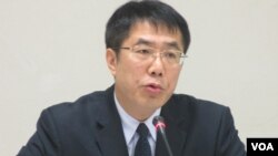 台灣在野黨民進黨立委黃偉哲（美國之音張永泰拍攝）