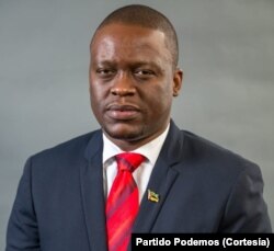 Hélder Luis Paulo de Mendonça,