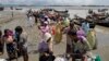 ဘင်္ဂလားဒေ့ရှ်ဘက် တိမ်းရှောင်လာတဲ့ ရိုဟင်ဂျာဒုက္ခသည်များ။