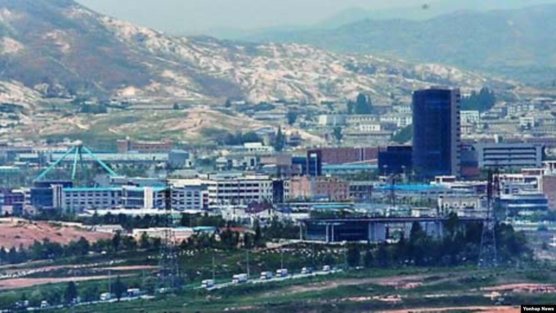 한국 경기도 파주 전망대에서 바라본 개성공단. (자료사진)