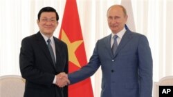 越南国家主席张晋创与俄罗斯总统普京会面（2012年7月27日）