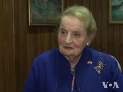 Albright Applauds Burma Reforms