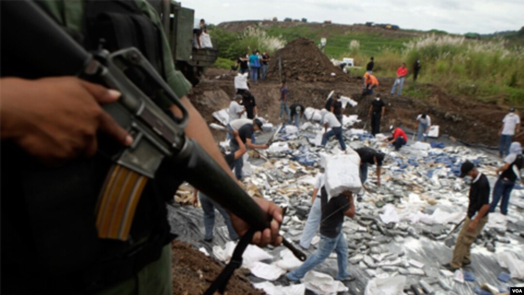 Las fuerzas de Colombia y Panamá se han unido contra la guerra de las drogas.