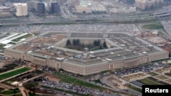 美國國防問題專家呼籲五角大樓停止國防預算縮減。