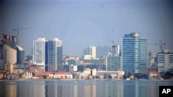 Luanda, marginal